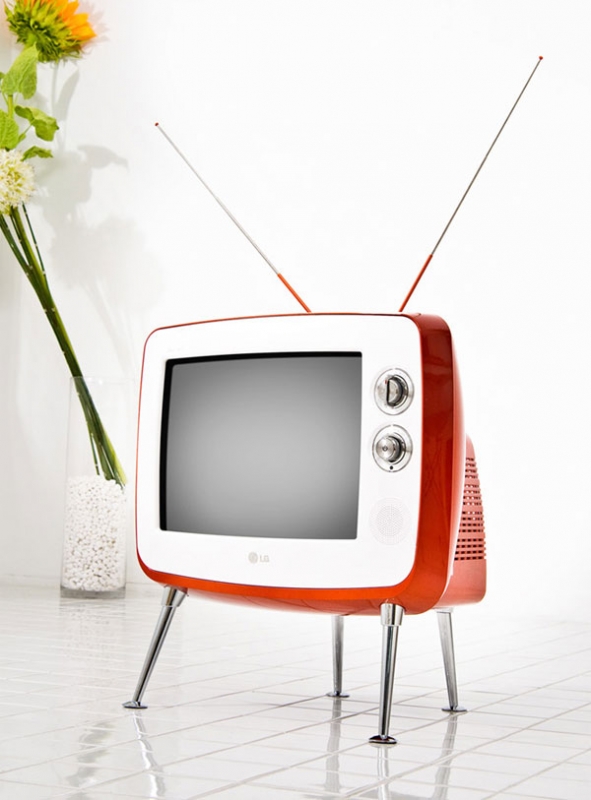 lg_serie_1_retro_tv_1.jpg
