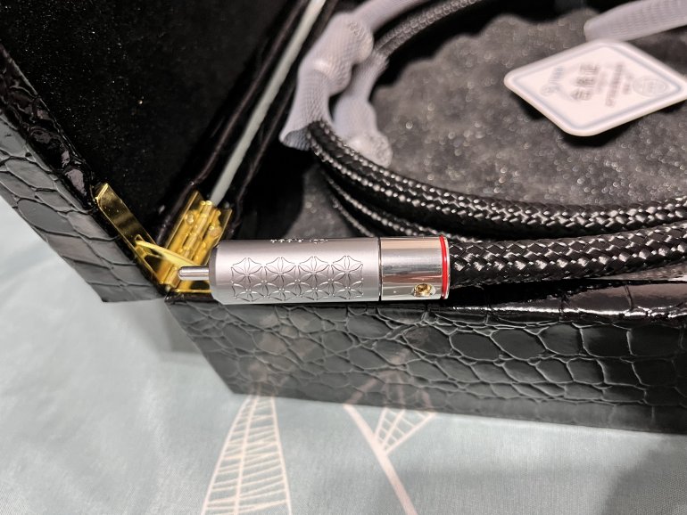 RCA端子真有質感