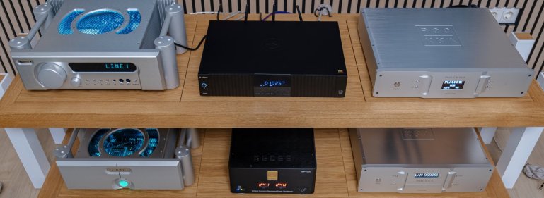 UHD8000_Wide.jpg