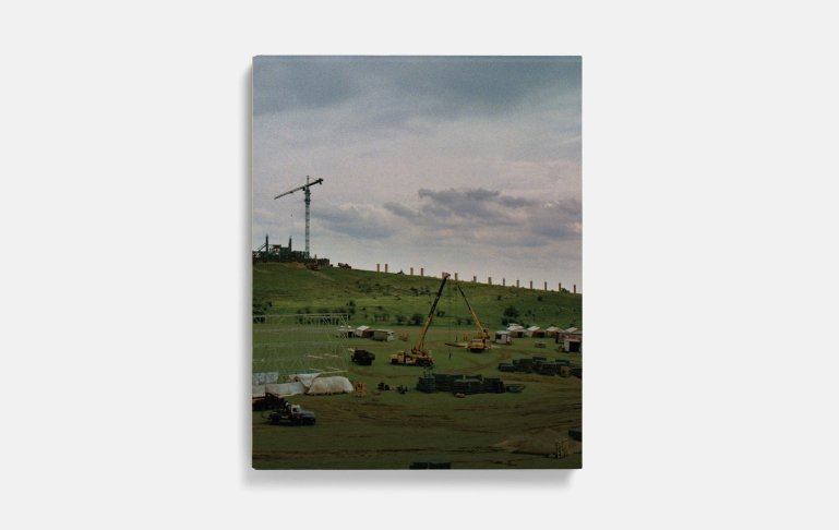 04_The_Brutalist_BR_Digipak_Fron.jpg