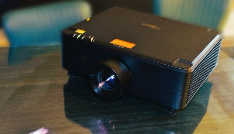 Generated Image November 13, 2025 - 9_43PM-1.jpg