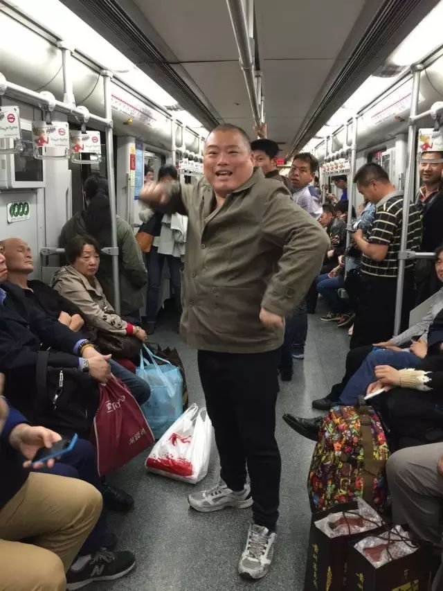 百度胖老师吧上海市公 安局轨道交通分局石宇玉老师求救  微信抖音快手百度贴吧百科图片视频知道搜索上海胖 ...