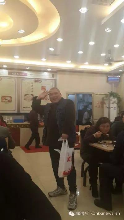 百度胖老师吧上海市公 安局轨道交通分局石宇玉老师求救  微信抖音快手百度贴吧百科图片视频知道搜索上海胖 ...