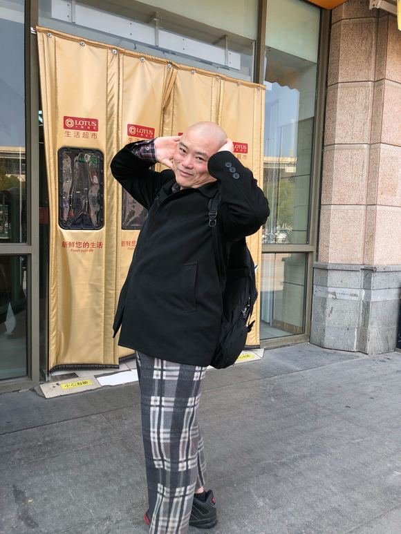 百度胖老师吧上海市公 安局轨道交通分局石宇玉老师求救  微信抖音快手百度贴吧百科图片视频知道搜索上海胖 ...