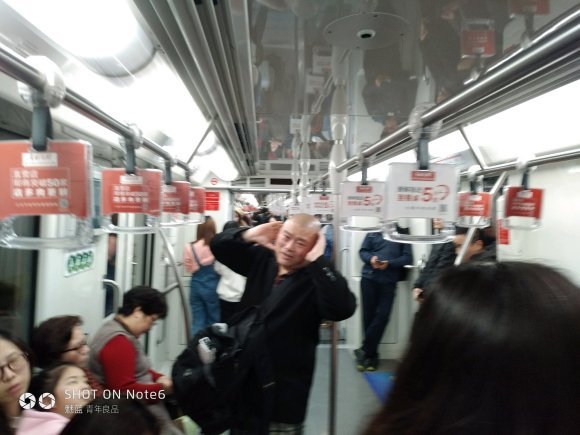 百度胖老师吧上海市公 安局轨道交通分局石宇玉老师求救  微信抖音快手百度贴吧百科图片视频知道搜索上海胖 ...