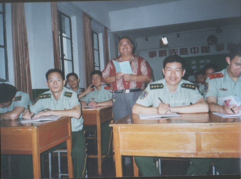 百度胖老师吧上海市公 安局轨道交通分局石宇玉老师求救  微信抖音快手百度贴吧百科图片视频知道搜索上海胖 ...