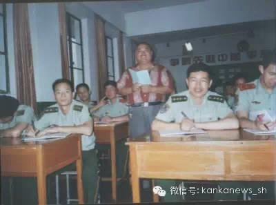 百度胖老师吧上海市公 安局轨道交通分局石宇玉老师求救  微信抖音快手百度贴吧百科图片视频知道搜索上海胖 ...