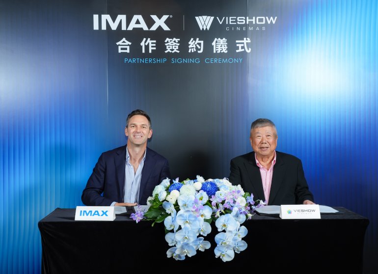 IMAX 大中華區首席執行長孟丹青（Daniel Manwaring）與威秀影城董事長王超立(3).jpg